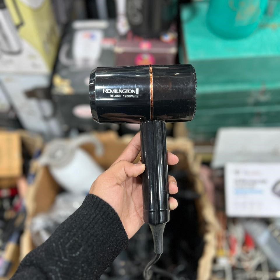 REMINGTON Hair Dryer RE-669 (1200W) - Hot & Cold Fast Dry in Pakistan