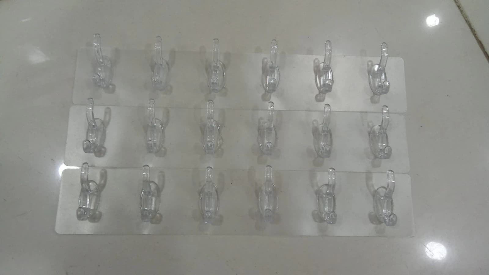 Double-Sided Self-Adhesive Wall Hooks thumbnail 5