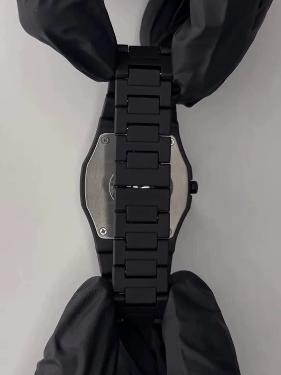 Black Aura Quartz Watch — Without Box thumbnail 3