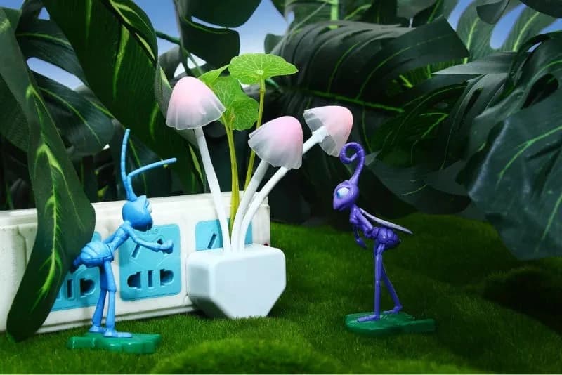 Mushroom LED Night Light thumbnail 4