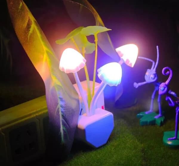 Mushroom LED Night Light — detail 6